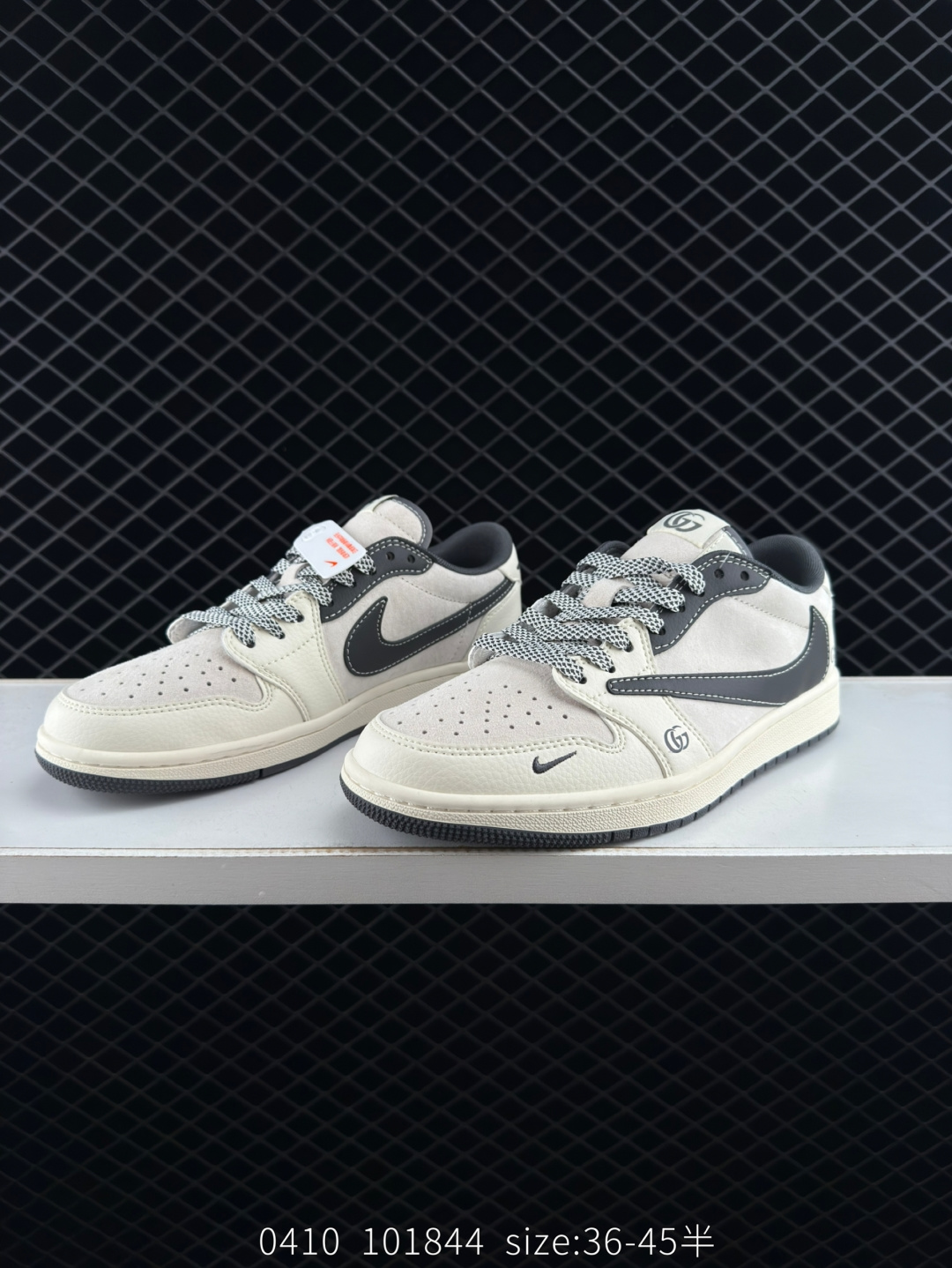 Travis Scott x Air Jordan 1 ” Reverse Mocha “